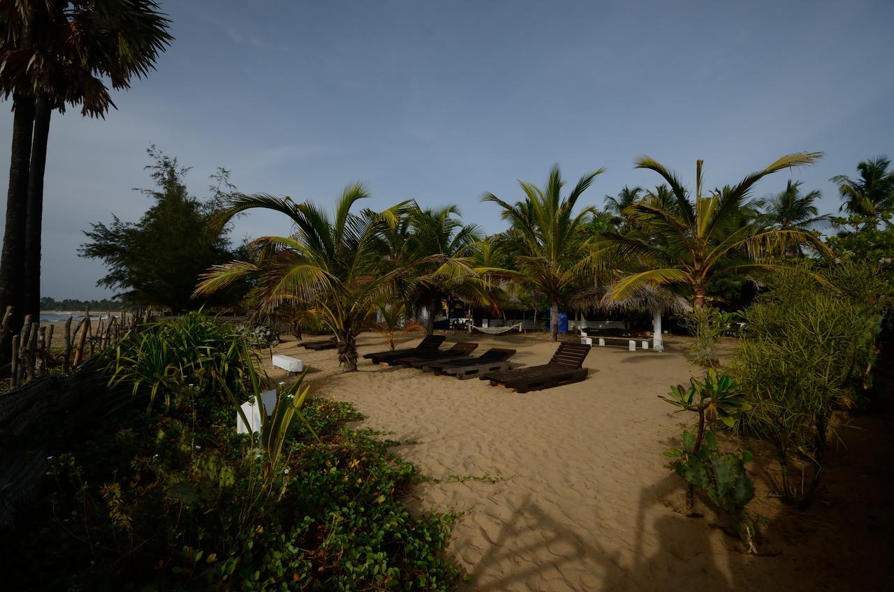 Stardust Beach Hotel Arugam Bay Exterior foto